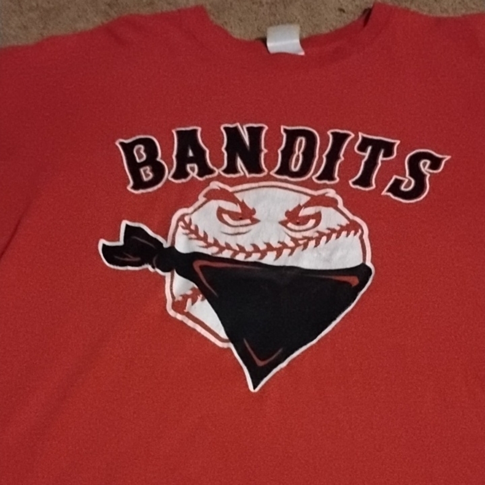 Vintage Bandits Baseball T-Shirt Red XL Locker Room Sports Bar Barrie